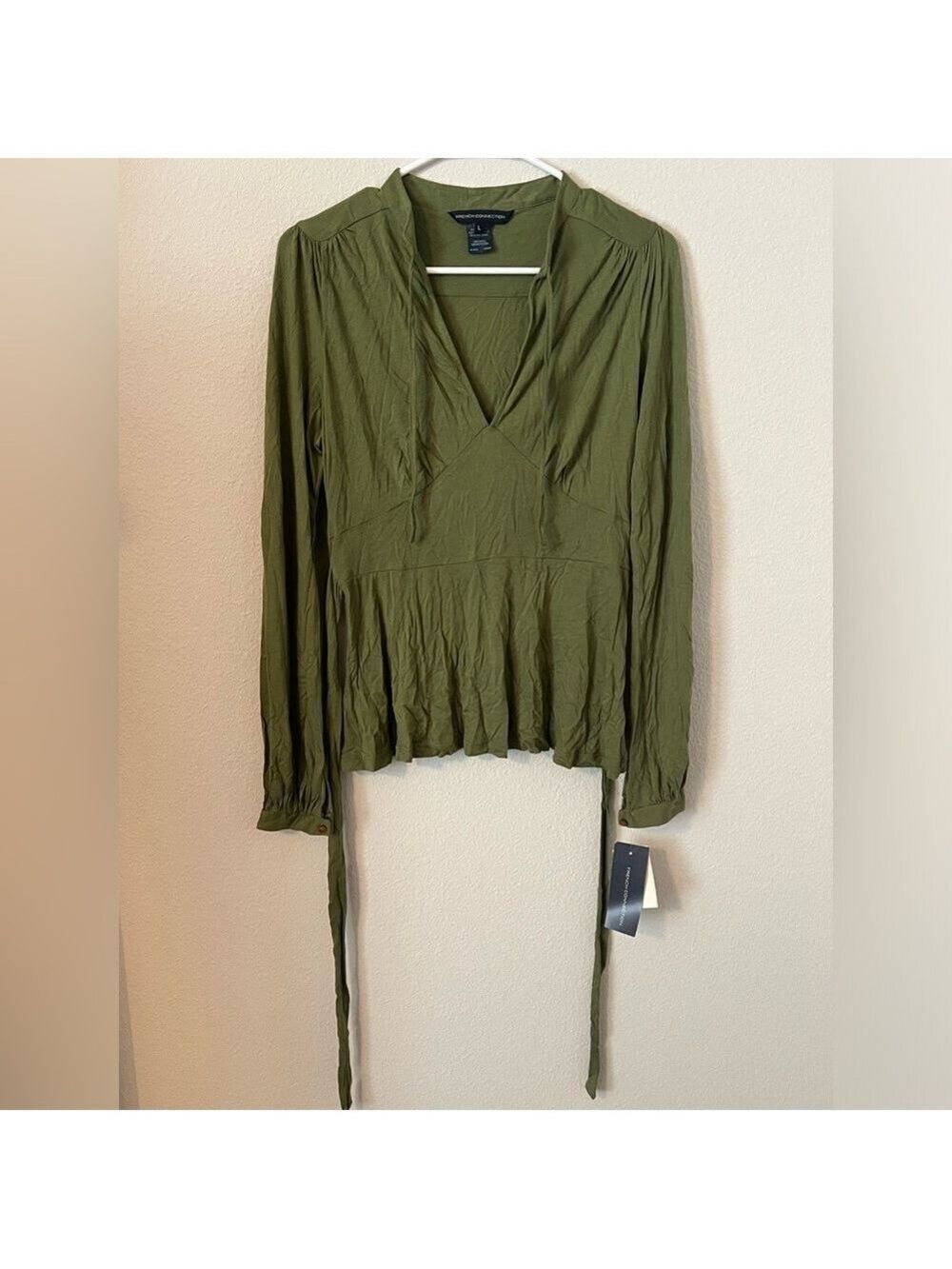 French Connection Khaki Green Tie Back Blouse Top Size Small S Short Sleeve NWT